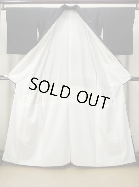 画像3: M1207B Mint  女性用 留袖  シルク（正絹）   黒, ぼたん 【中古】 【USED】 【リサイクル】 ★★★★☆ (3)