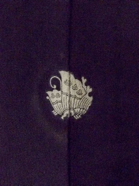 画像4: M1207D  女性用 留袖  シルク(正絹)   黒, ぼたん 【中古】 【USED】 【リサイクル】 ★★★☆☆ (4)