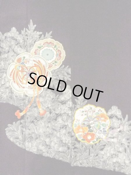 画像5: M1207E  女性用 留袖  シルク(正絹)   黒, 菊 【中古】 【USED】 【リサイクル】 ★★★☆☆ (5)