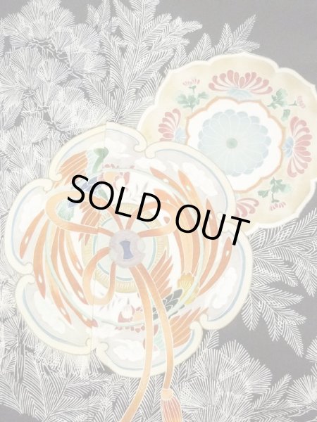 画像7: M1207E  女性用 留袖  シルク(正絹)   黒, 菊 【中古】 【USED】 【リサイクル】 ★★★☆☆ (7)