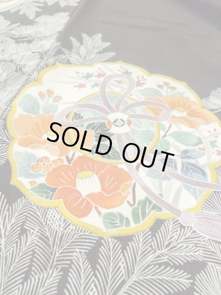 画像13: M1207E  女性用 留袖  シルク(正絹)   黒, 菊 【中古】 【USED】 【リサイクル】 ★★★☆☆ (13)