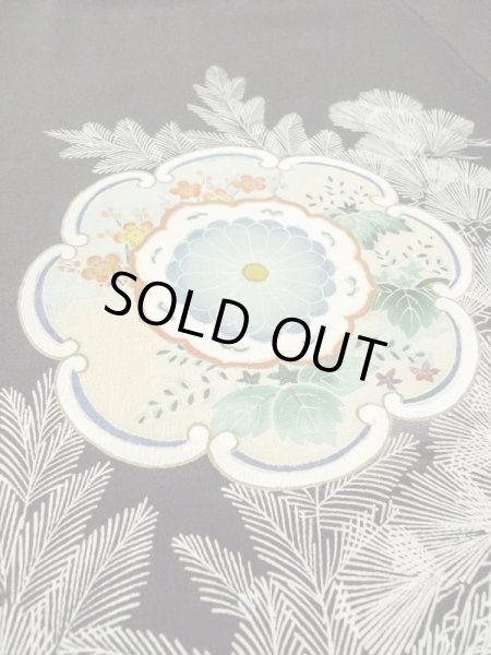 画像14: M1207E  女性用 留袖  シルク(正絹)   黒, 菊 【中古】 【USED】 【リサイクル】 ★★★☆☆ (14)