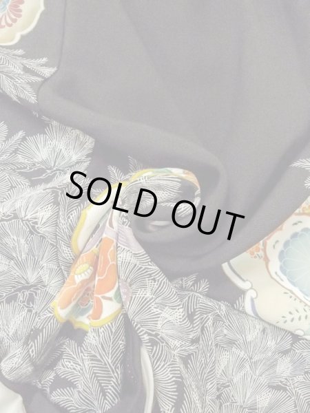 画像16: M1207E  女性用 留袖  シルク(正絹)   黒, 菊 【中古】 【USED】 【リサイクル】 ★★★☆☆ (16)