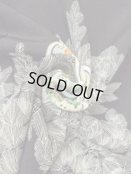 画像17: M1207E  女性用 留袖  シルク(正絹)   黒, 菊 【中古】 【USED】 【リサイクル】 ★★★☆☆ (17)