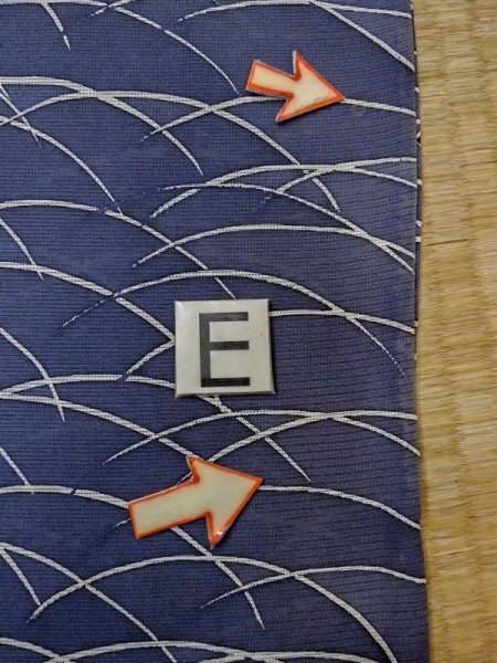 画像16: M1207W  女性用 単衣  シルク(正絹)   紺, 芝草 【中古】 【USED】 【リサイクル】 ★★☆☆☆ (16)