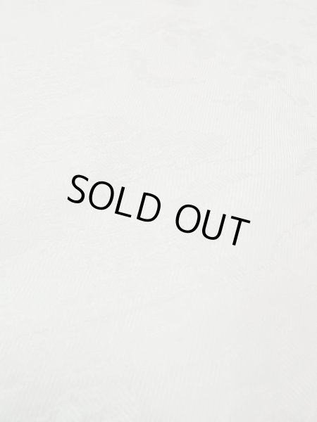 画像9: M1215E  女性用 襦袢 裏:穴/破れ、全体:穴/虫食い シルク(正絹)  淡い 緑色, 梅 【中古】 【USED】 【リサイクル】 ★☆☆☆☆ (9)