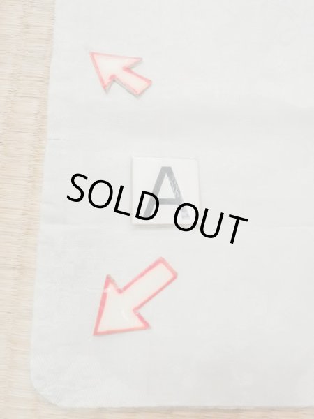 画像14: M1215E  女性用 襦袢 裏:穴/破れ、全体:穴/虫食い シルク(正絹)  淡い 緑色, 梅 【中古】 【USED】 【リサイクル】 ★☆☆☆☆ (14)