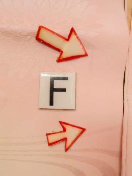 画像19: M1215F  女性用 襦袢  シルク(正絹)  淡い 桃色,  【中古】 【USED】 【リサイクル】 ★★★☆☆ (19)