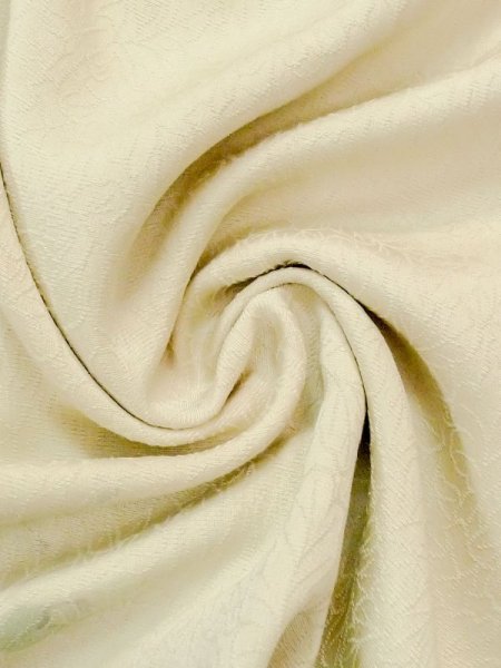 画像10: M1215H  女性用 襦袢 使用感あり。 シルク(正絹) 淡い 薄い 黄緑色,  【中古】 【USED】 【リサイクル】 ★★☆☆☆ (10)