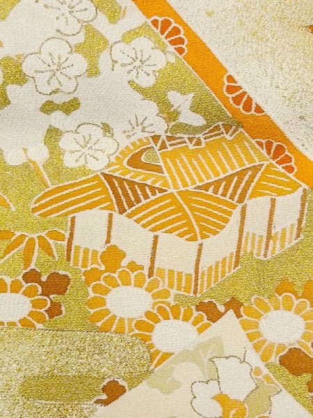 画像10: M1215P  女性用 留袖 タッセル柄 シルク(正絹)   黒, 菊 【中古】 【USED】 【リサイクル】 ★★☆☆☆ (10)