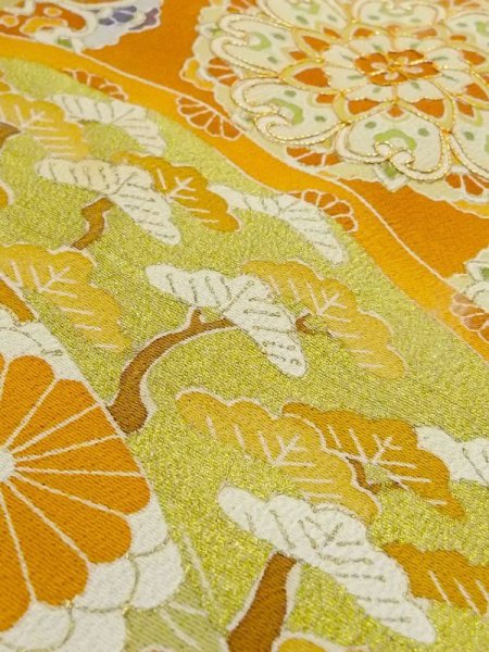 画像13: M1215P  女性用 留袖 タッセル柄 シルク(正絹)   黒, 菊 【中古】 【USED】 【リサイクル】 ★★☆☆☆ (13)