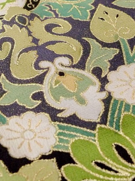 画像10: M1215Q  女性用 留袖  シルク(正絹)   黒, 孔雀 【中古】 【USED】 【リサイクル】 ★★☆☆☆ (10)