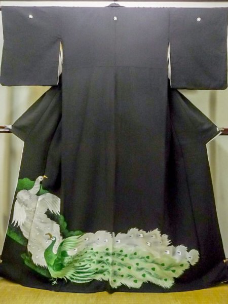 画像1: M1215R  女性用 留袖  シルク（正絹）   黒, 孔雀 【中古】 【USED】 【リサイクル】 ★★☆☆☆ (1)
