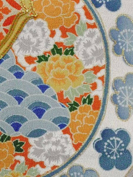 画像8: M1215S  女性用 留袖  シルク(正絹)   黒, 菊 【中古】 【USED】 【リサイクル】 ★★☆☆☆ (8)