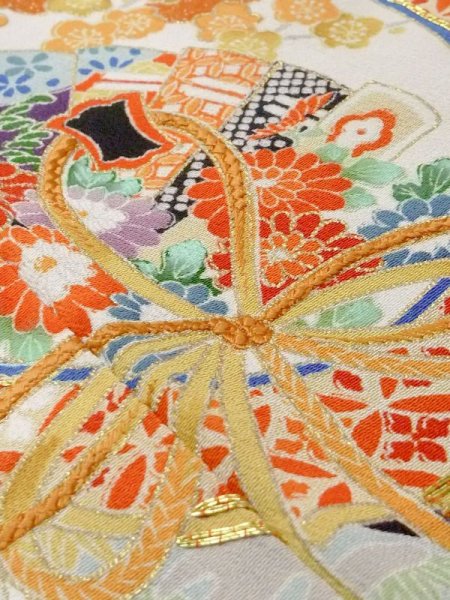 画像11: M1215S  女性用 留袖  シルク(正絹)   黒, 菊 【中古】 【USED】 【リサイクル】 ★★☆☆☆ (11)