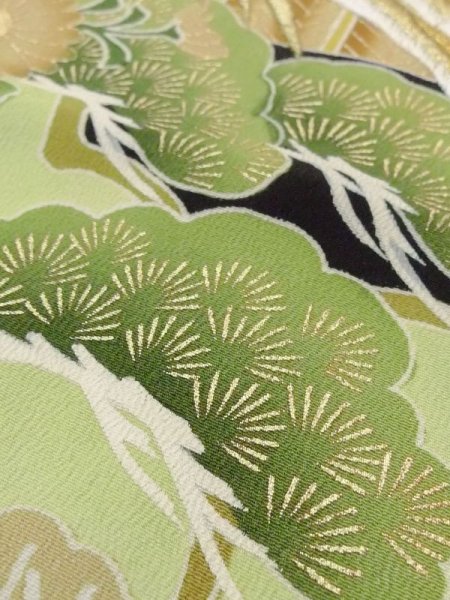 画像11: M1215T  女性用 留袖  シルク(正絹)   黒, 菊 【中古】 【USED】 【リサイクル】 ★★☆☆☆ (11)