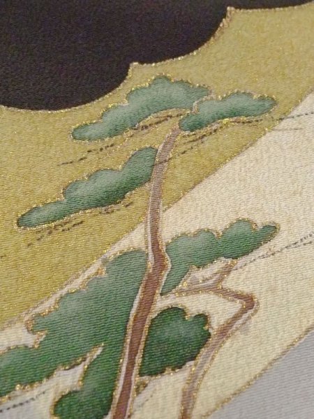 画像12: M1215U  女性用 留袖  シルク(正絹)   黒, 松/松葉 【中古】 【USED】 【リサイクル】 ★★☆☆☆ (12)