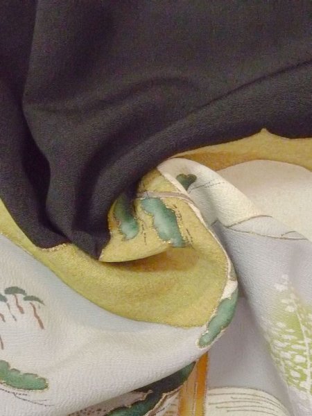 画像16: M1215U  女性用 留袖  シルク(正絹)   黒, 松/松葉 【中古】 【USED】 【リサイクル】 ★★☆☆☆ (16)