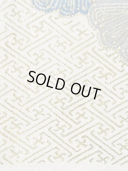 画像9: M1215X  女性用 留袖 全体：経年劣化、使用感あり。 シルク（正絹）   黒, 菊 【中古】 【USED】 【リサイクル】 ★★☆☆☆ (9)