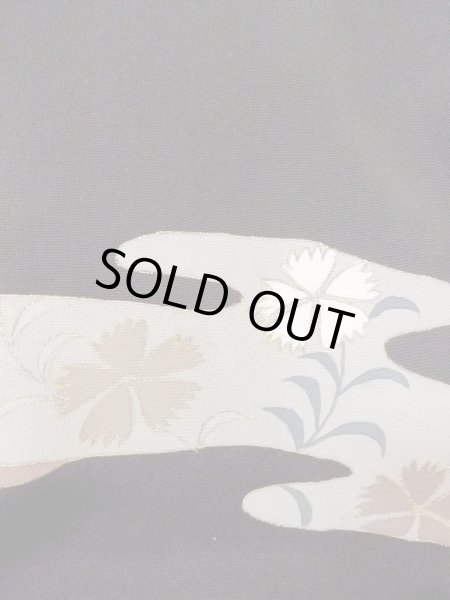 画像9: M1228A  女性用 留袖  シルク（正絹）   黒, 菊 【中古】 【USED】 【リサイクル】 ★★☆☆☆ (9)