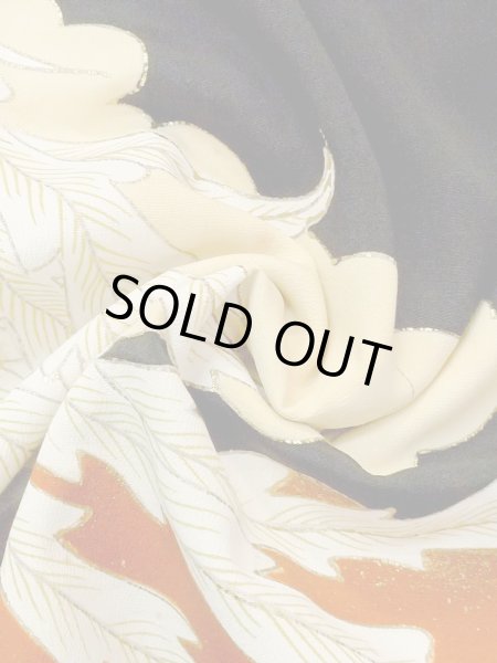 画像14: M1228B  女性用 留袖  シルク(正絹)   黒, 菊 【中古】 【USED】 【リサイクル】 ★★☆☆☆ (14)