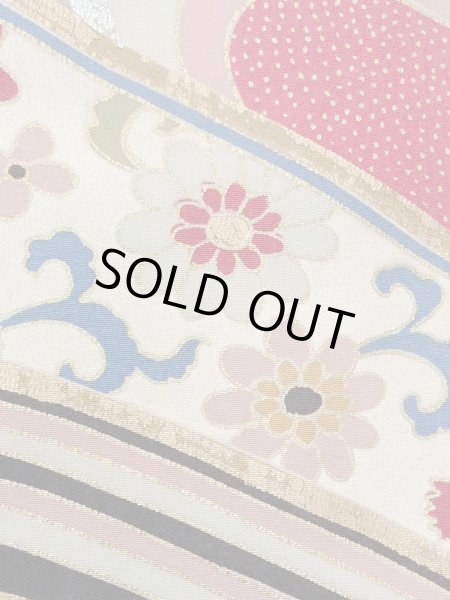 画像8: M1228D  女性用 留袖 経年劣化 シルク（正絹）   黒, 唐花 【中古】 【USED】 【リサイクル】 ★★☆☆☆ (8)