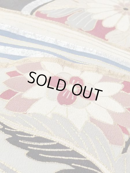 画像14: M1228D  女性用 留袖 経年劣化 シルク（正絹）   黒, 唐花 【中古】 【USED】 【リサイクル】 ★★☆☆☆ (14)