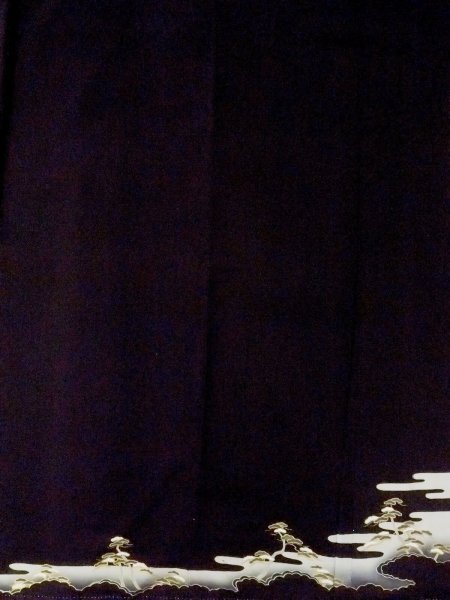 画像6: M1228E  女性用 留袖  シルク(正絹)   黒, 松/松葉 【中古】 【USED】 【リサイクル】 ★★☆☆☆ (6)