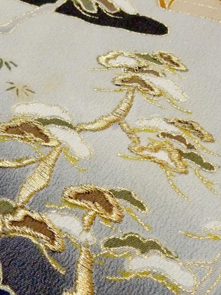 画像10: M1228E  女性用 留袖  シルク(正絹)   黒, 松/松葉 【中古】 【USED】 【リサイクル】 ★★☆☆☆ (10)