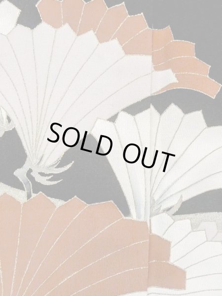 画像9: M1228F  女性用 留袖  シルク（正絹）   黒, かすみ 【中古】 【USED】 【リサイクル】 ★★☆☆☆ (9)