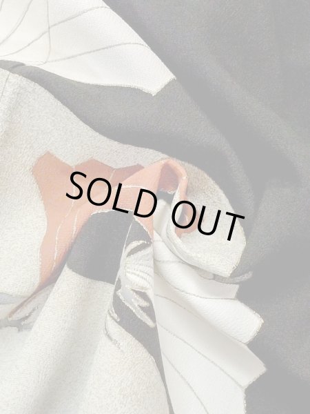 画像13: M1228F  女性用 留袖  シルク（正絹）   黒, かすみ 【中古】 【USED】 【リサイクル】 ★★☆☆☆ (13)