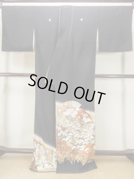 画像2: M1228H  女性用 留袖  化繊   黒, 菊 【中古】 【USED】 【リサイクル】 ★★★★★ (2)