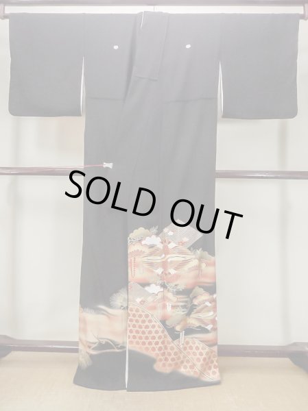 画像2: M1228I  女性用 留袖  化繊   黒, 梅 【中古】 【USED】 【リサイクル】 ★★☆☆☆ (2)