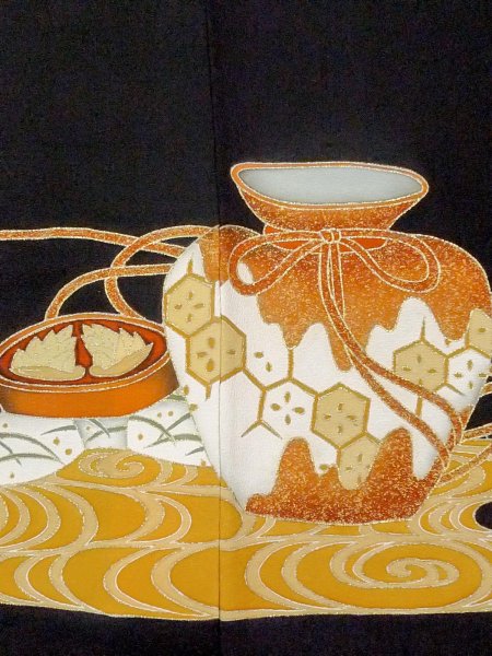 画像8: M1228K  女性用 留袖  シルク(正絹)   黒, かすみ 【中古】 【USED】 【リサイクル】 ★★☆☆☆ (8)