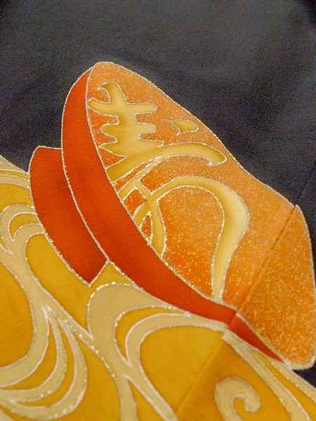 画像10: M1228K  女性用 留袖  シルク(正絹)   黒, かすみ 【中古】 【USED】 【リサイクル】 ★★☆☆☆ (10)