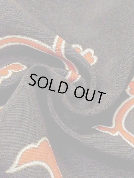 画像13: M1228L  女性用 留袖  シルク（正絹）   黒, 唐草 【中古】 【USED】 【リサイクル】 ★★☆☆☆ (13)