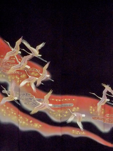 画像5: M1228N  女性用 留袖  シルク(正絹)   黒, 花 【中古】 【USED】 【リサイクル】 ★★☆☆☆ (5)