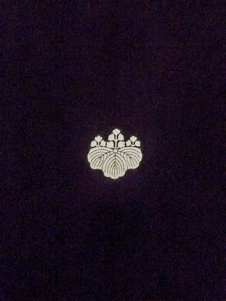 画像4: M1228O  女性用 留袖  化繊   黒, 梅 【中古】 【USED】 【リサイクル】 ★☆☆☆☆ (4)