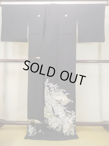 画像2: M1228R  女性用 留袖  化繊   黒, 桜 【中古】 【USED】 【リサイクル】 ★★☆☆☆ (2)