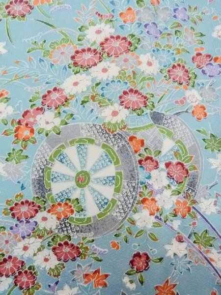 画像5: M1228V  女性用 小紋  シルク(正絹)  淡い 水色, 菊 【中古】 【USED】 【リサイクル】 ★★☆☆☆ (5)