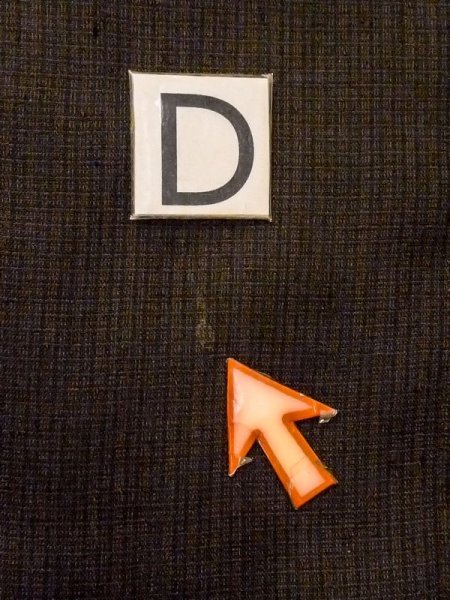 画像15: N0116A Mint  男性用着物 使用感あり シルク(正絹)  深い 茶色, 縞 【中古】 【USED】 【リサイクル】 ★☆☆☆☆ (15)