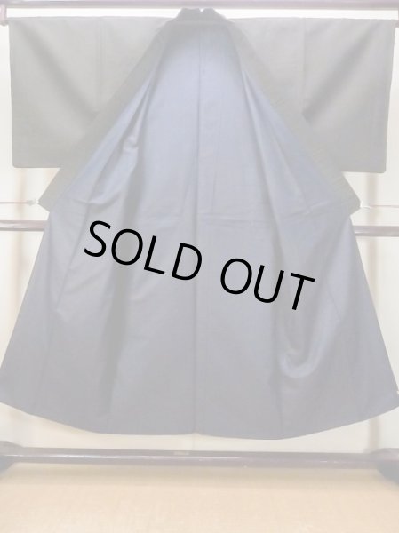 画像2: N0116C  男性用着物  シルク（正絹）  深い 紺, 木目 【中古】 【USED】 【リサイクル】 ★★☆☆☆ (2)