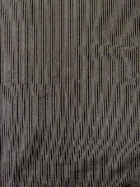 画像3: N0116F  男性用着物 使用感あり シルク（正絹）  深い 灰色, 線 【中古】 【USED】 【リサイクル】 ★☆☆☆☆ (3)