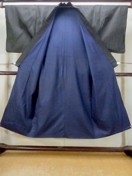 画像2: N0117D Mint  男性用着物  シルク(正絹)  深い 茶色, 縞 【中古】 【USED】 【リサイクル】 ★★★★☆ (2)