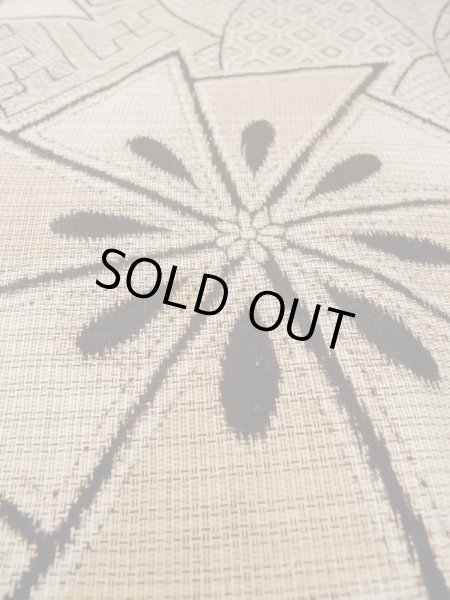 画像10: N0123A  女性用 紬  シルク（正絹）   茶色, 紗綾形文 【中古】 【USED】 【リサイクル】 ★★☆☆☆ (10)