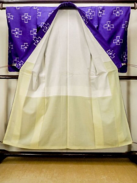 画像2: N0123G  女性用 紬 裏:穴・破れ、表:使用感あり シルク(正絹) 鮮やか 青み 紫色, いげた 【中古】 【USED】 【リサイクル】 ★☆☆☆☆ (2)