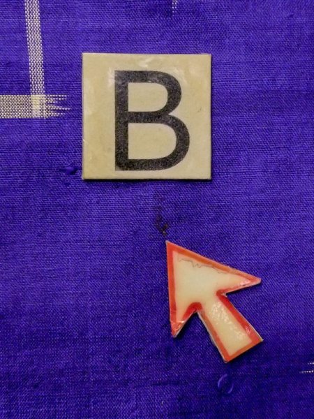 画像13: N0123G  女性用 紬 裏:穴・破れ、表:使用感あり シルク(正絹) 鮮やか 青み 紫色, いげた 【中古】 【USED】 【リサイクル】 ★☆☆☆☆ (13)