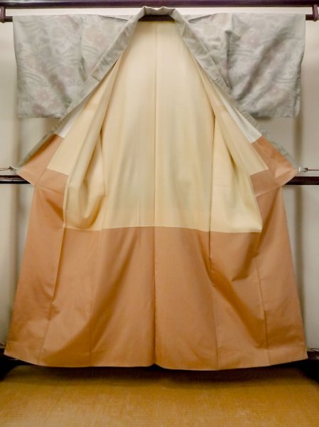 画像2: N0123M  女性用 紬  シルク(正絹)  灰色がかった 緑色, 花 【中古】 【USED】 【リサイクル】 ★★☆☆☆ (2)