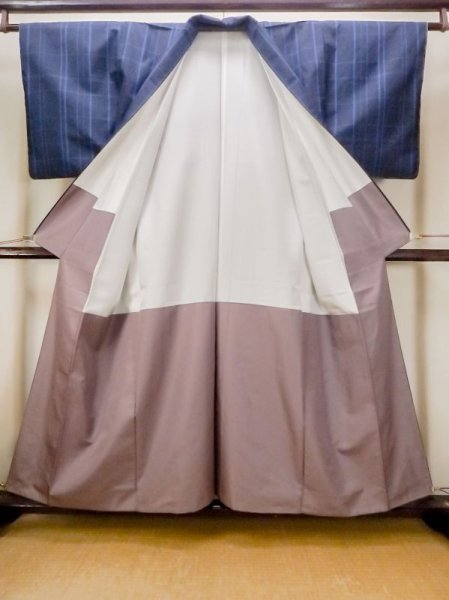 画像2: N0123V  女性用 紬  シルク(正絹)   紺, チェック柄 【中古】 【USED】 【リサイクル】 ★★★☆☆ (2)