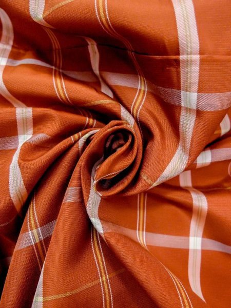 画像9: N0123X  女性用 紬  シルク(正絹)   橙色, チェック柄 【中古】 【USED】 【リサイクル】 ★★★☆☆ (9)